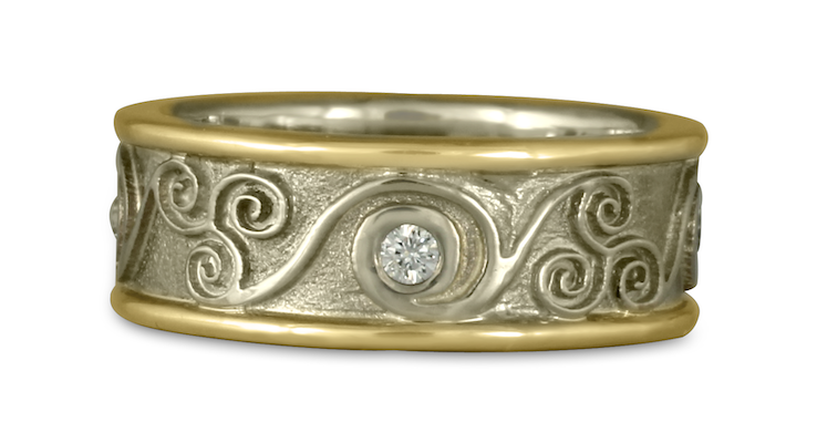 Our Triscali two tone women's or men's celtic wedding ring.
